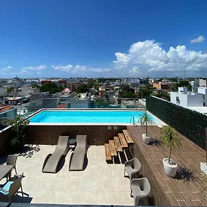 With Roofpool In Vanessa 24 Apartamento Playa del Carmen